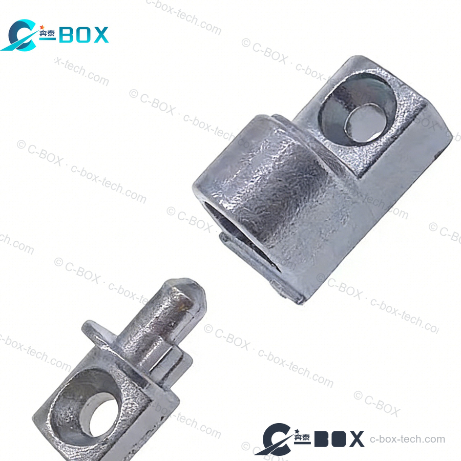 C-BOX Hinge for Front Door, 15.24 mm Hole Spacing, catalog number 64560-031