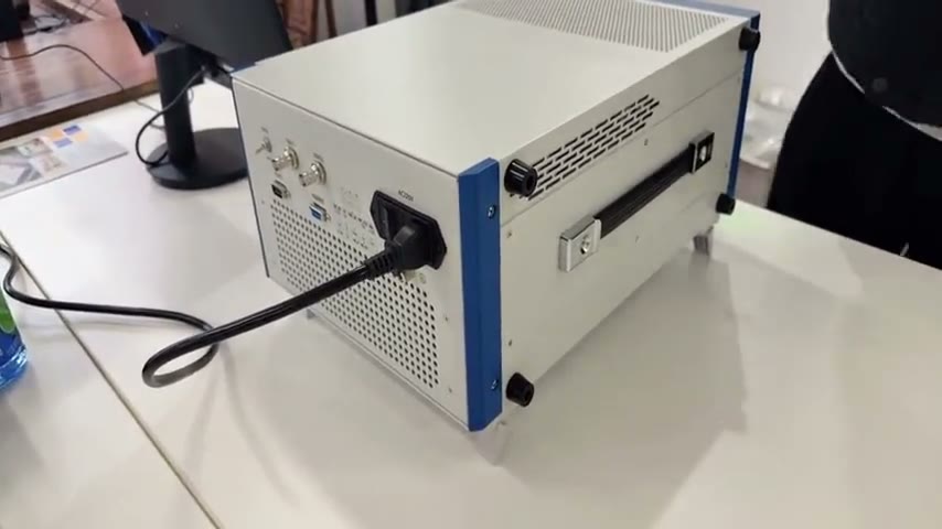 C-BOX 9-slot PXIe desktop chassis, rear panel with clock and DB9 connectors